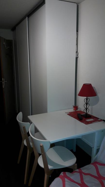 Appartement Studio au calme à Deville-les-Rouen Extérieur photo