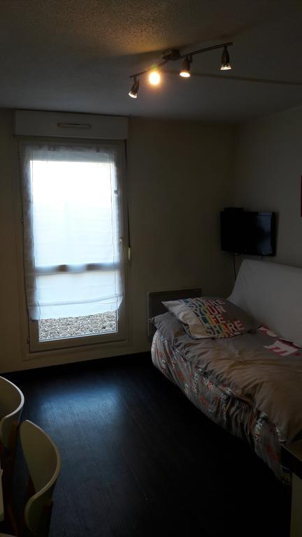 Appartement Studio au calme à Deville-les-Rouen Extérieur photo